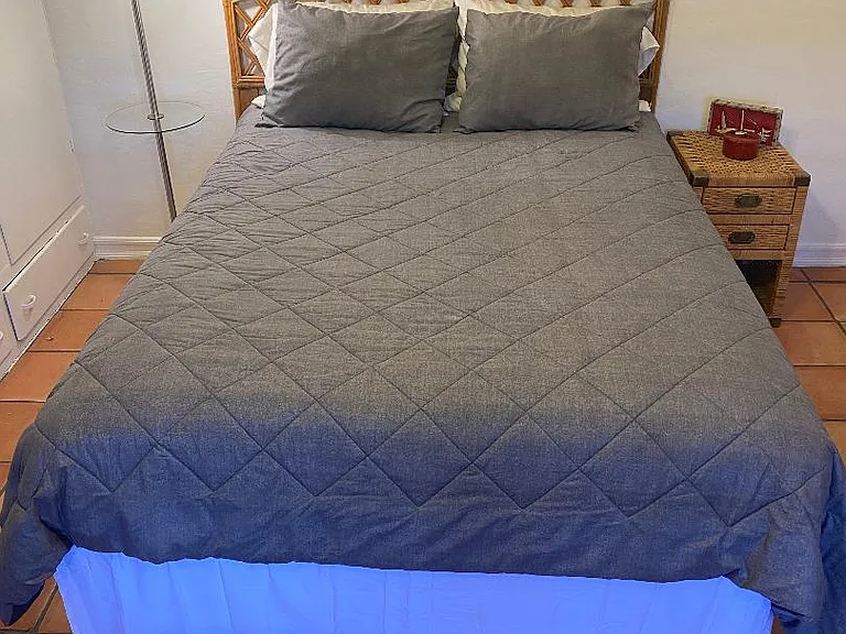 Guest bedroom