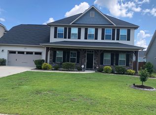 390 Fountain Grove Dr, Raeford, NC 28376