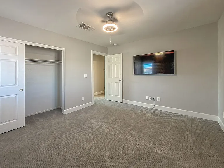 3025 Scenic Valley Way — Photo 14
