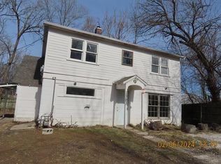 1303 E Blaine St, Springfield, MO 65803