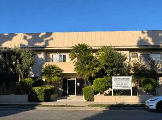 5292 Newcastle Ave #25, Encino, CA 91316