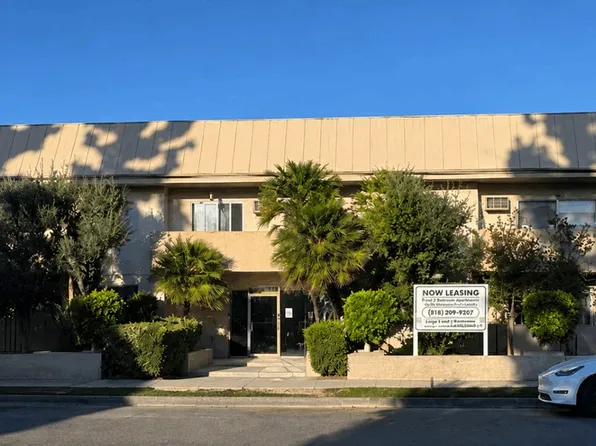 5292 Newcastle Ave, Encino, CA