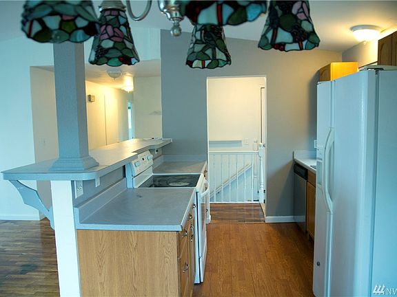 5th image of 3231 176th St SW