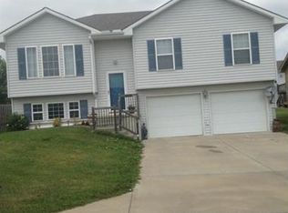 1711 Prairie Cir, Cameron, MO 64429