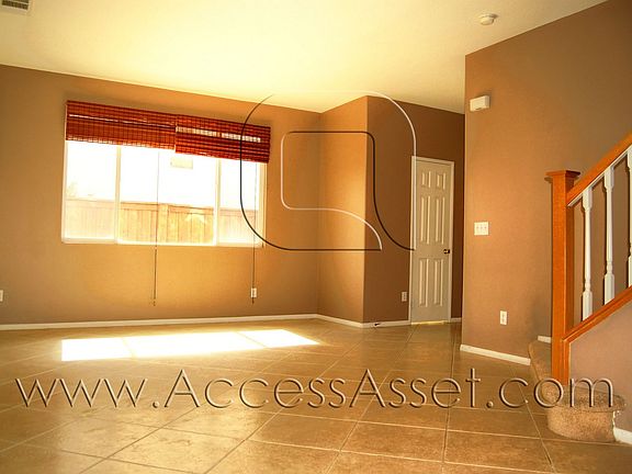 2nd image of 15162 Spinnaker Dr