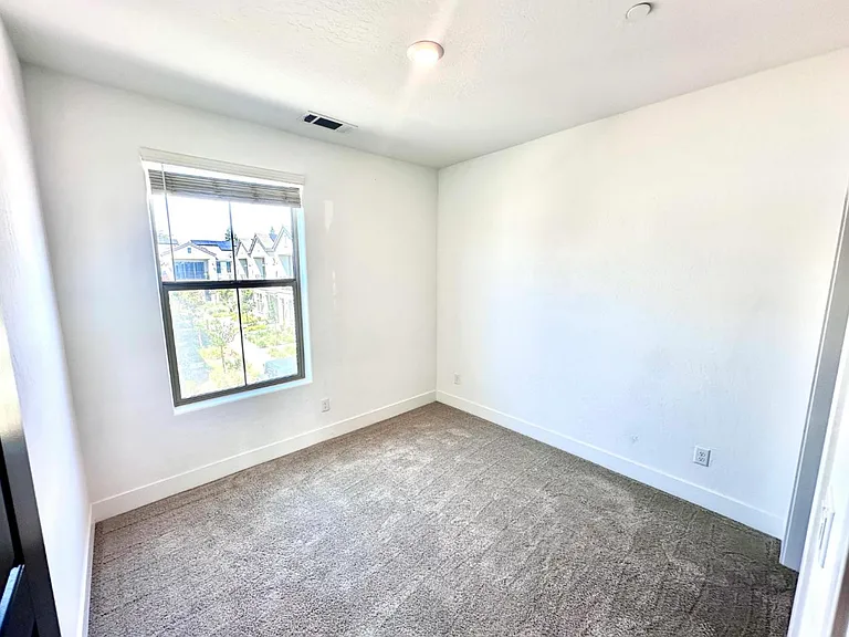 478 W Mahogany Ln — Photo 17
