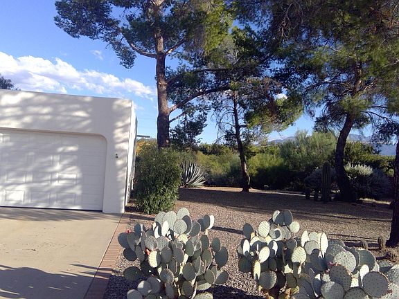 2nd image of 1449 S Abrego Dr