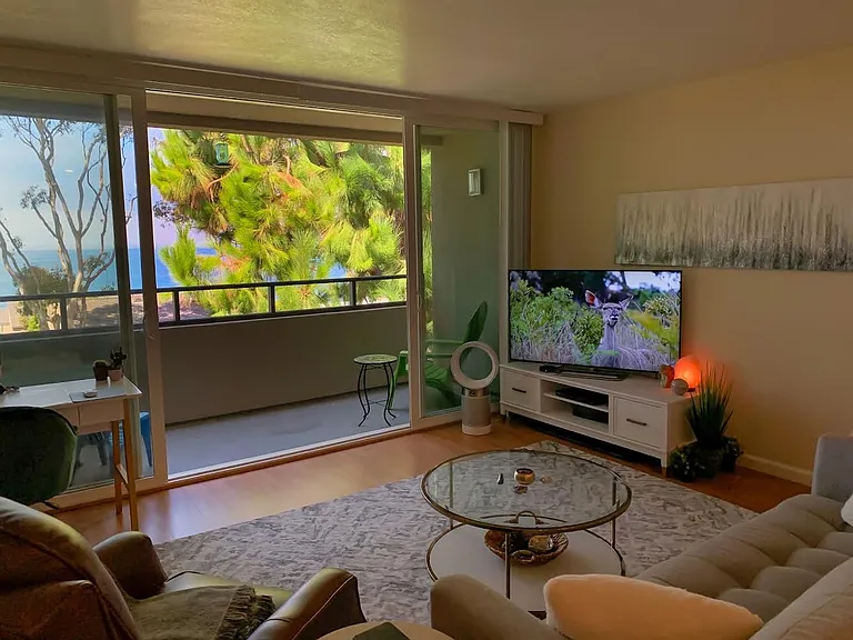 Los Arboles Apartments — Photo 13