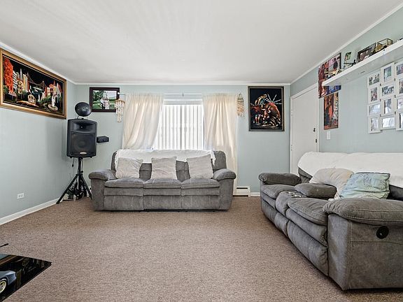 4th image of 430 N 3rd Ave APT 3