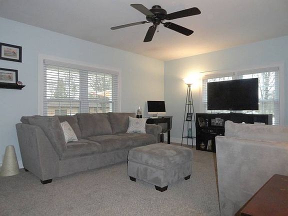 You'll love the quality carpeting in this home, and this graciously sized very pleasant room is just