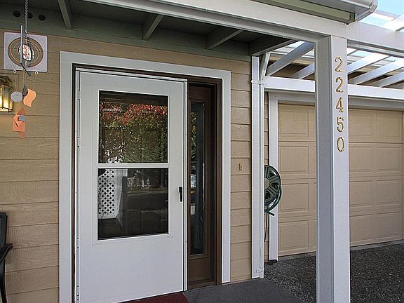 2nd image of 22450 SE Highland Cir