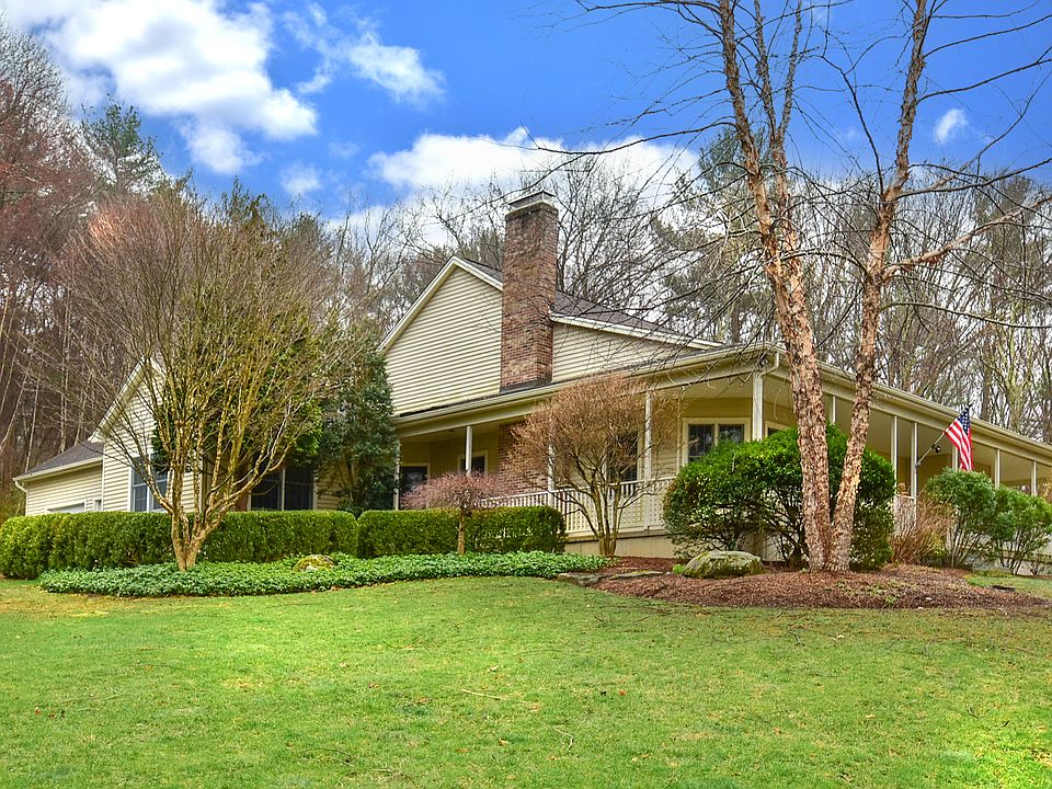 1st image of 18 Birchwood Drive