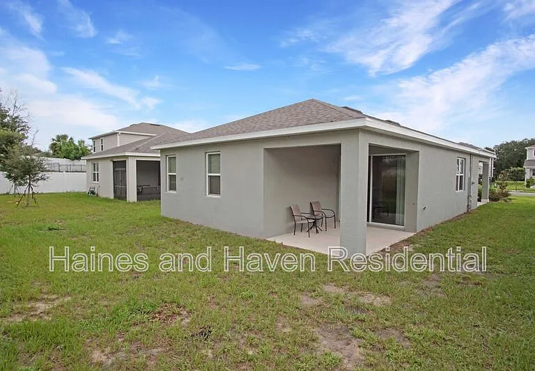 832 Blue Creek Dr — Photo 25