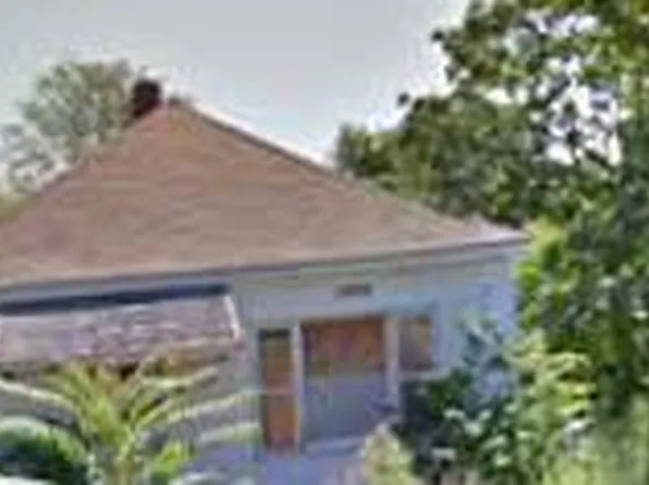 1909 Hazel St, Kansas City, MO 64126