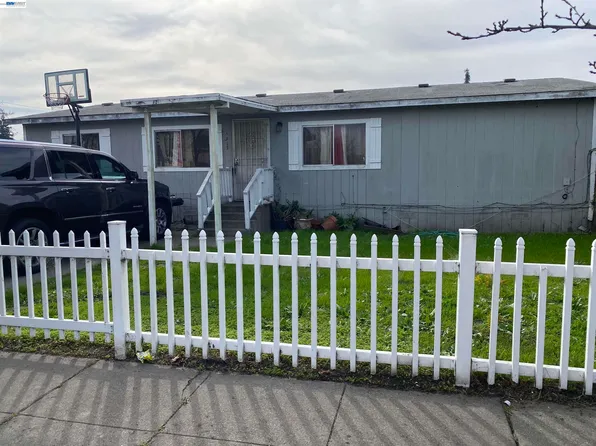 9515 Walter Ave, Oakland, CA 94603