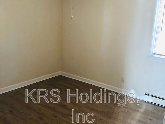 2nd image of 2305 Wyoming Ave #A