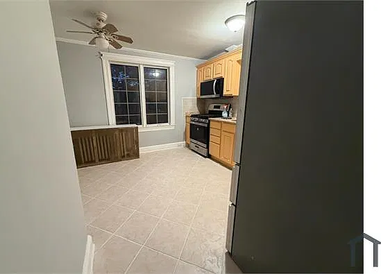4 bed, $3,800 — Photo 4