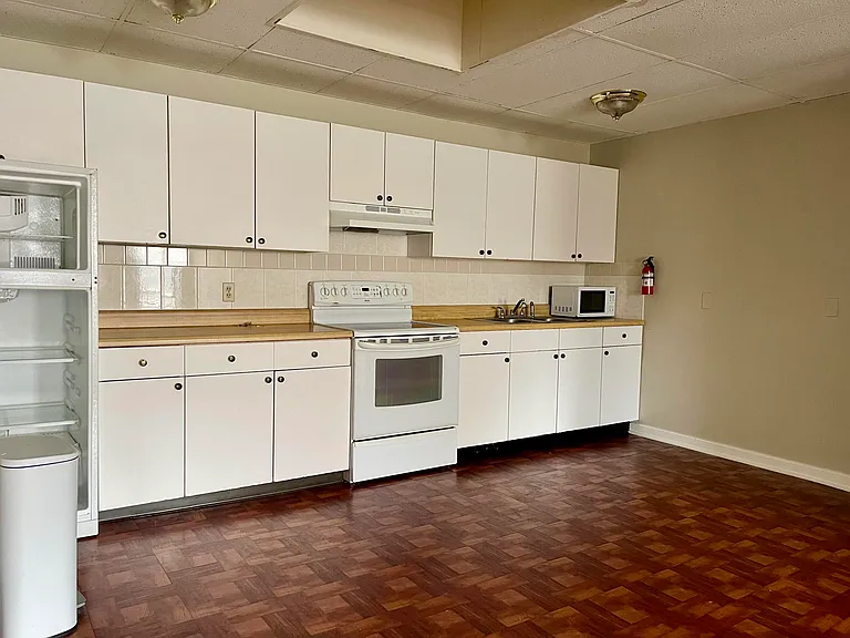 540 Main St #5 — Photo 11