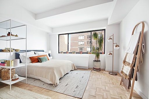 3rd image of 200 E 87th St APT 9K