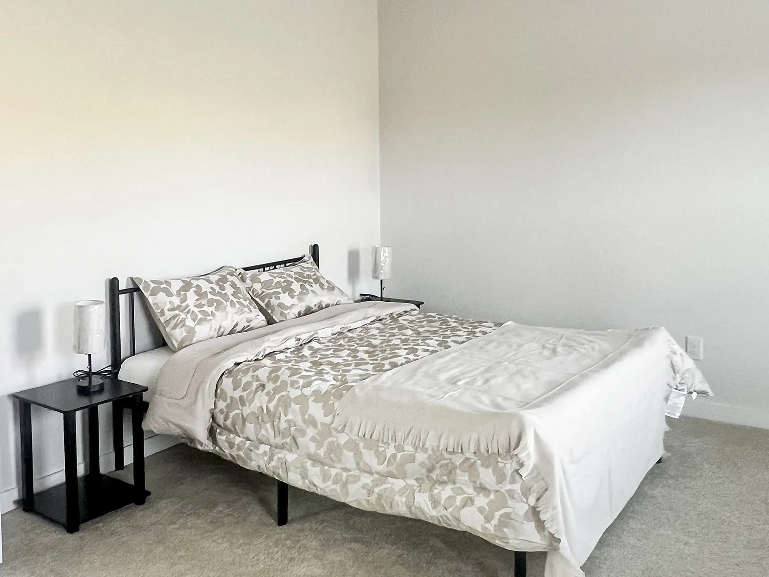 4 bed, 2.0 bath, 2000 sqft, $910 — Photo 4