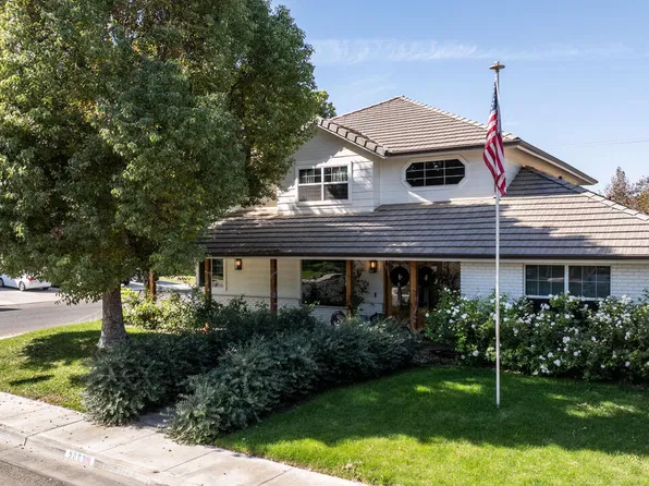 500 Lone Oak Court, Exeter, CA 93221