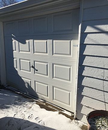 3rd image of 9756 S Crandon Ave
