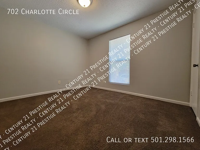 702 Charlotte Cir #702 — Photo 8
