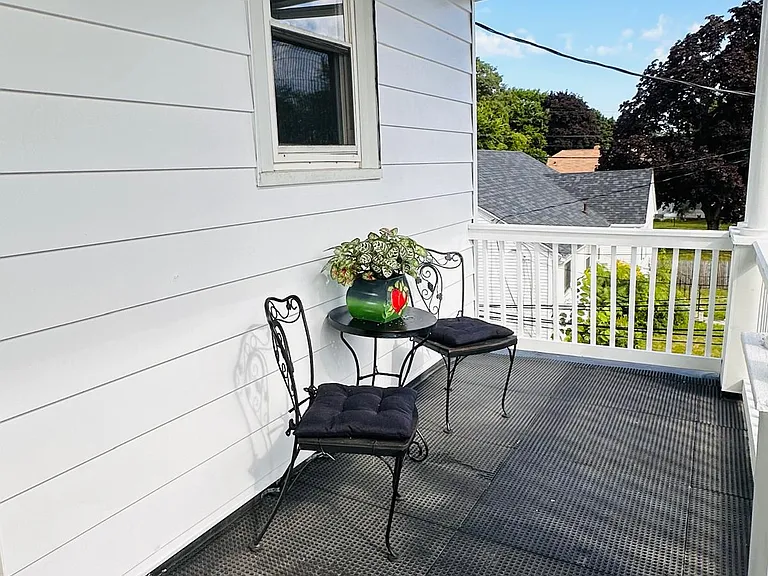 118 Power Rd — Photo 23
