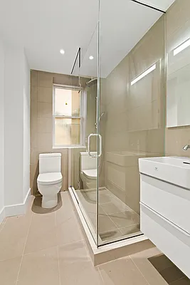 Rented by Compass | media 7