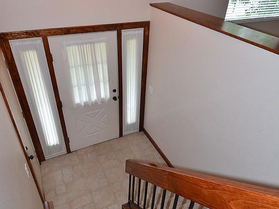 5th image of 7675 Bell Dr