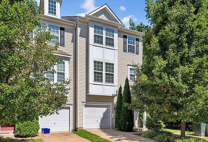 1st image of 43836 Royal Fern Ln