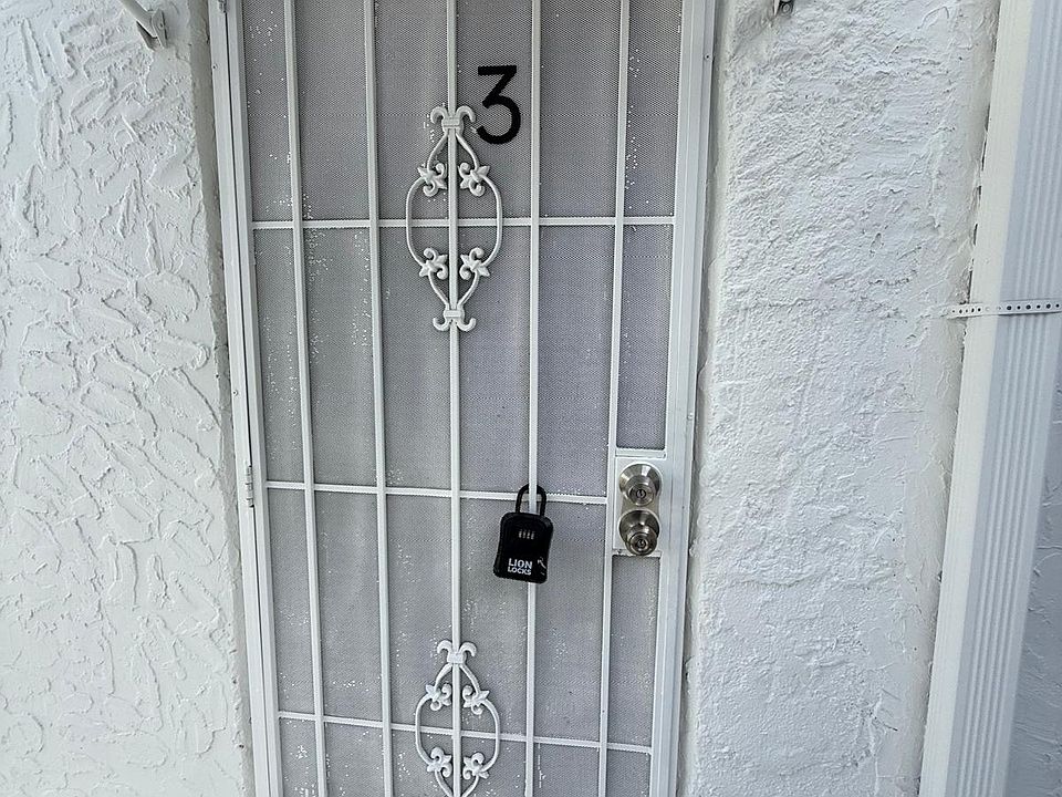 1st image of 913 NW 46th St #3