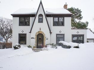 606 6th St S, Moorhead, MN 56560