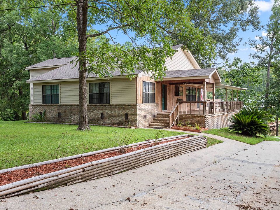 1st image of 835 David Dr
