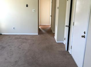 808 Bunting Ln #B, Primos, PA 19018