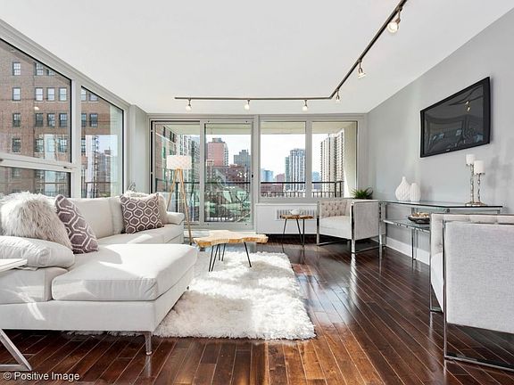 2nd image of 88 W Schiller St APT 702L