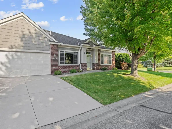 12046 Vermillion St NE Unit A, Blaine, MN 55449