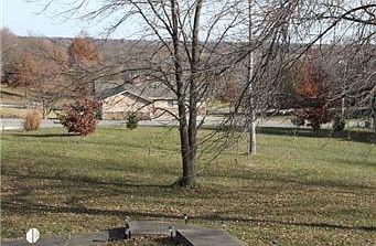 5th image of 15776 Cheri Ln