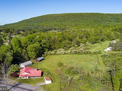 22464 Coles Valley Rd, Robertsdale, PA, 16674