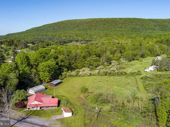 22464 Coles Valley Rd, Robertsdale, PA 16674