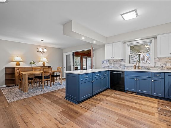 5th image of 701 Viking Dr