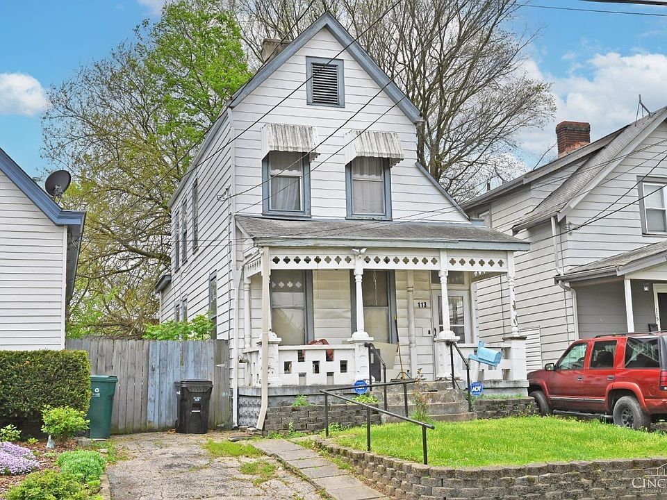 2nd image of 113 W 66th St