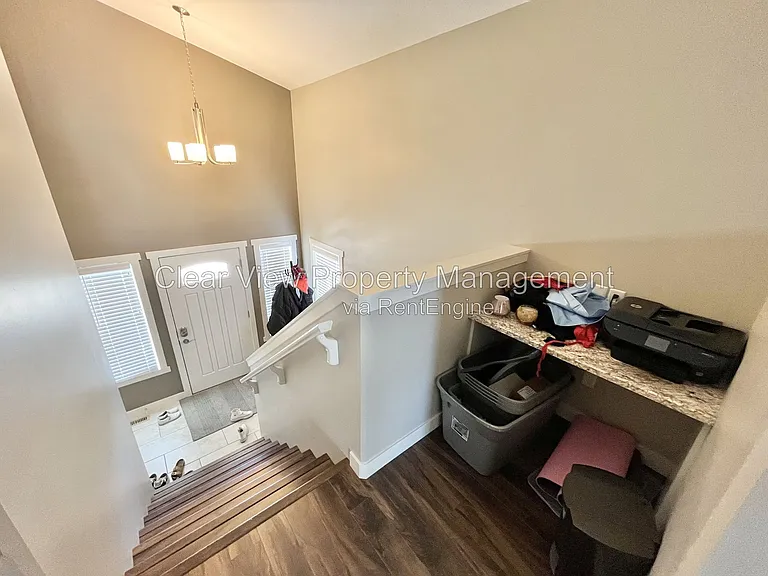 31 Northlander Ln W #UPPER LEVEL — Photo 12