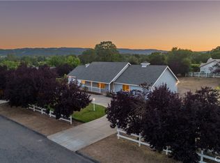 520 Dolores Ln, Templeton, CA 93465