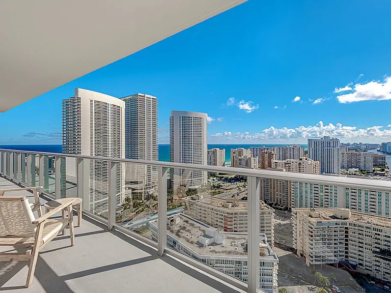 4010 S Ocean Dr #ID1227247P — Photo 19