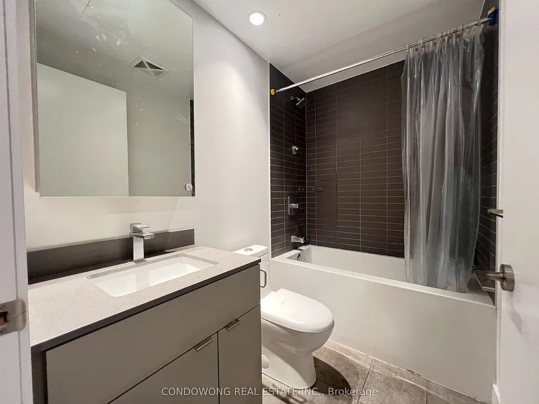 7 Grenville St #1110 — Photo 12