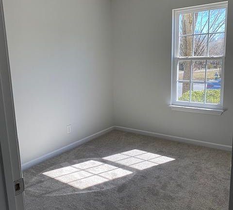 4th image of 1717 Fern Hill Dr