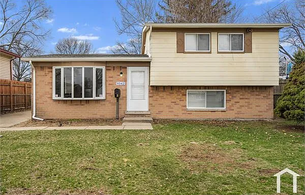 9342 Birch St — Photo 1