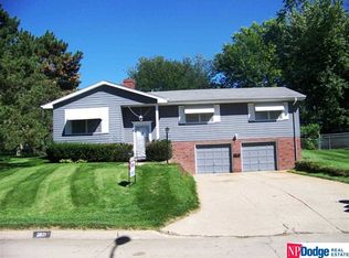 2621 Kimberly Dr, Omaha, NE 68134