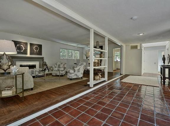 3rd image of 4272 Los Palos Ave
